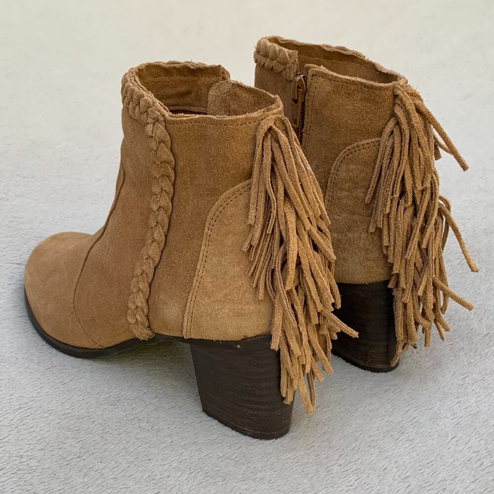Matisse Lucinda Suede Fringe Block Heel Ankle Booties Sz8 - Picture 2 of 15